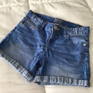 Justice Cuffed Shorts. Girls size 16👩‍🦰